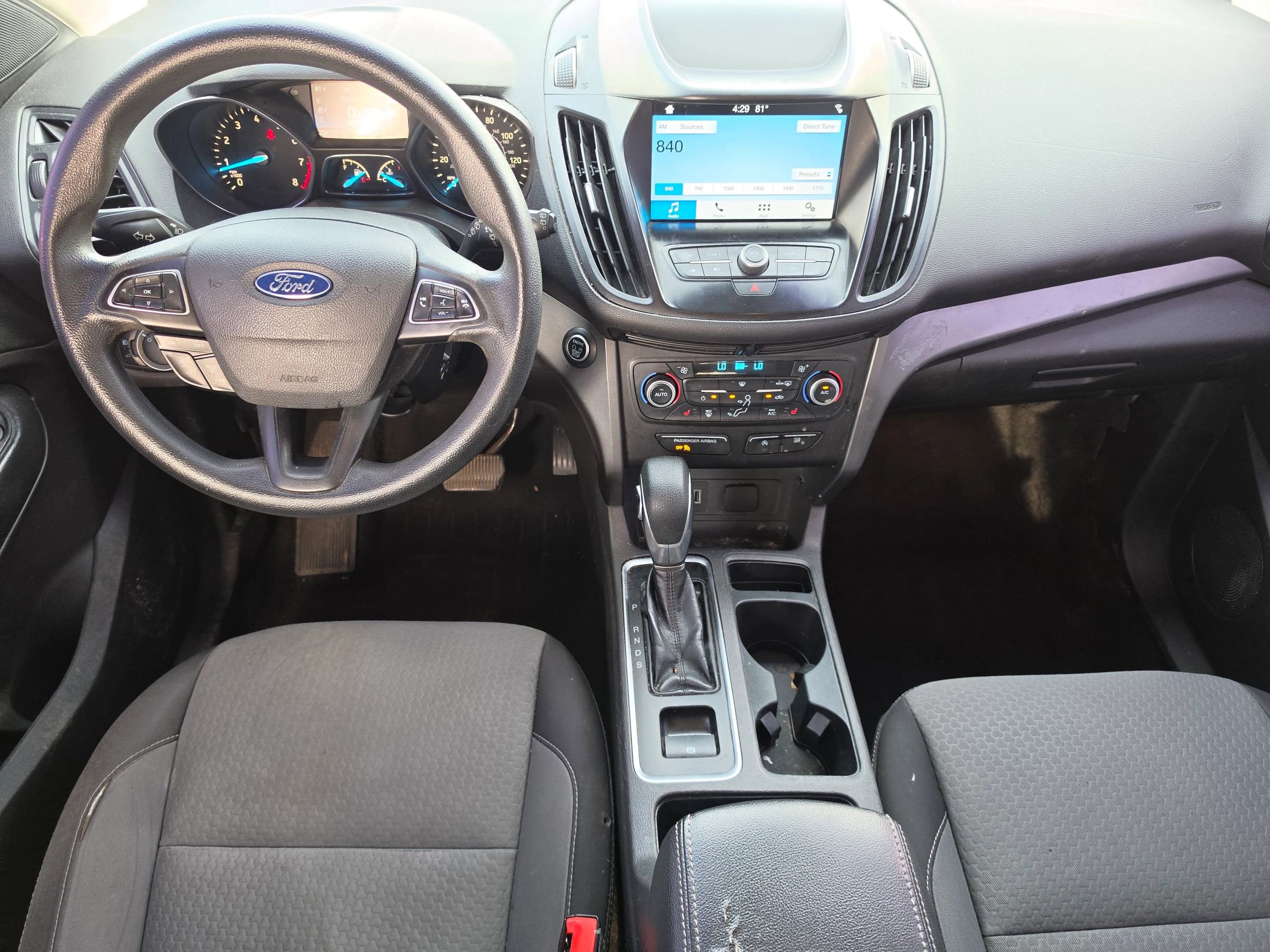 Used 2019 Ford Escape SE FWD image 9