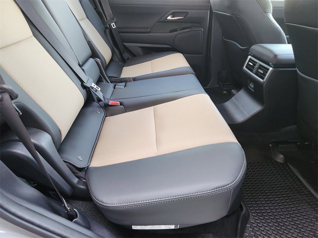 Used 2025 Lexus GX 550 image 31