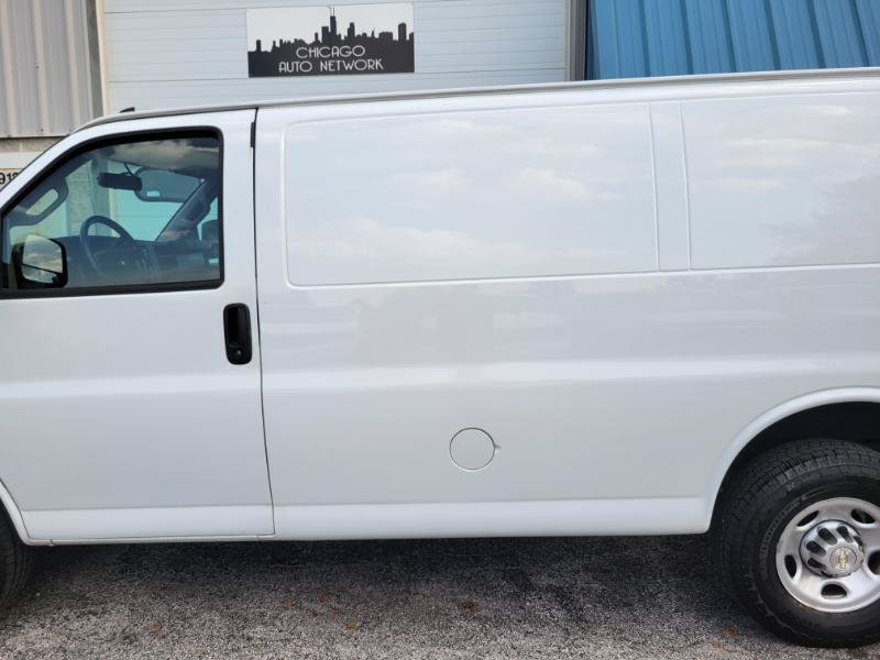 Used 2021 Chevrolet Express 2500 w/ Safety Package RWD image 13