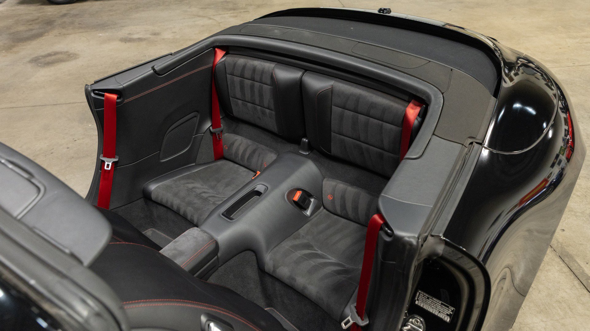 Used 2019 Porsche 911 Carrera 4 GTS image 40