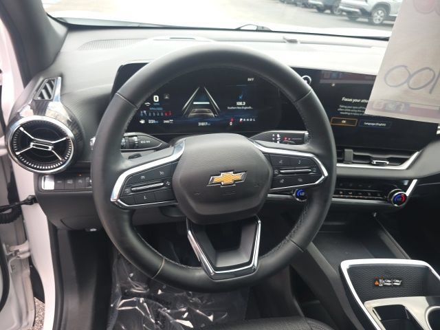 Used 2025 Chevrolet Equinox LT w/ Convenience Package II AWD/4WD image 16