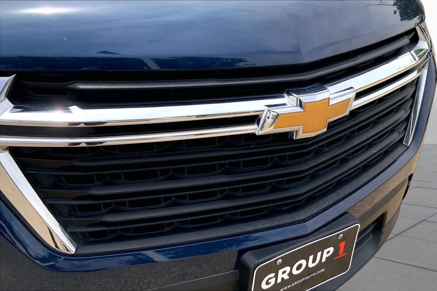 Used 2023 Chevrolet Traverse LS FWD image 37