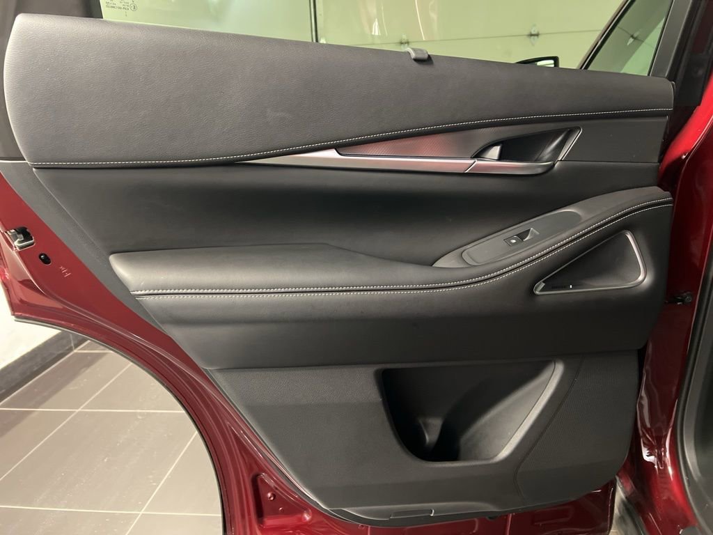Used 2023 INFINITI QX60 Luxe w/ Vision Package image 36