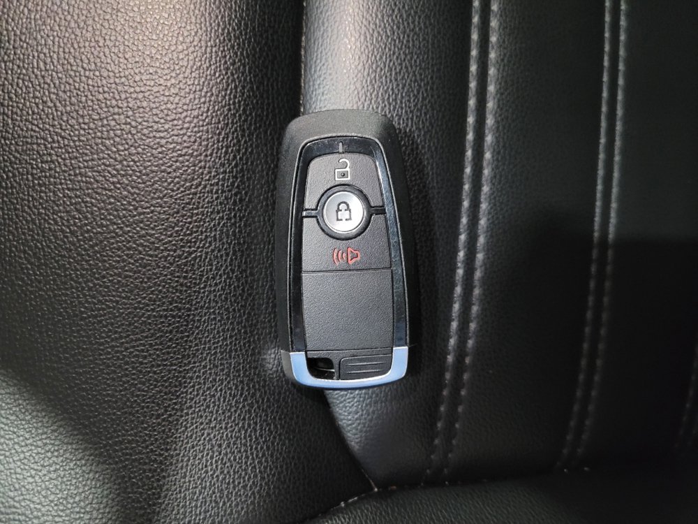 Used 2023 Ford Edge SEL AWD/4WD image 32
