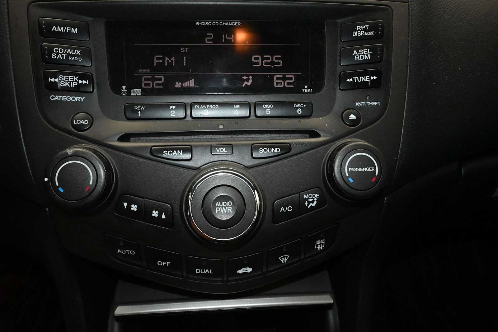 Used 2004 Honda Accord EX image 15