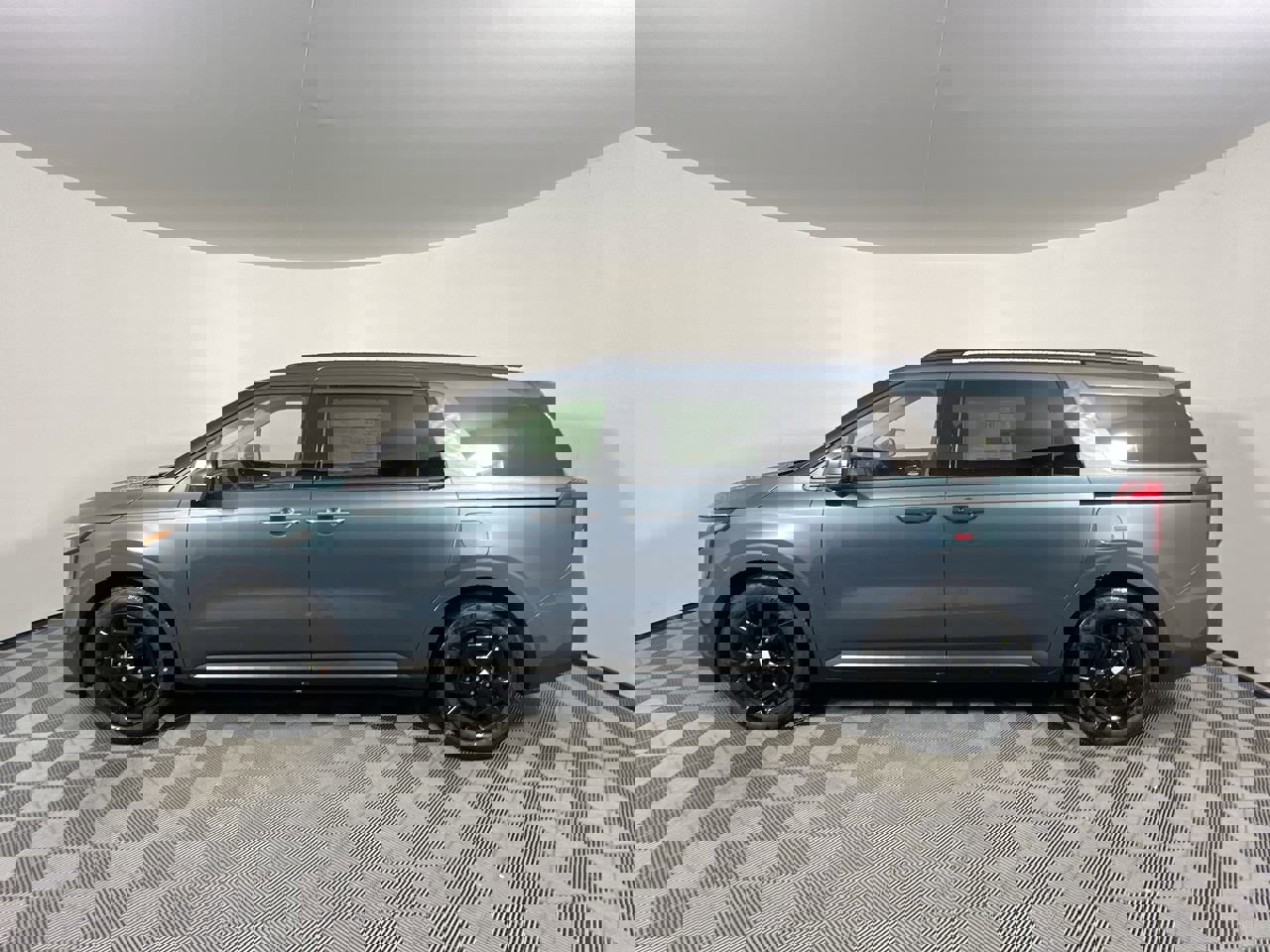 Certified 2026 Kia Carnival SX Prestige image 8