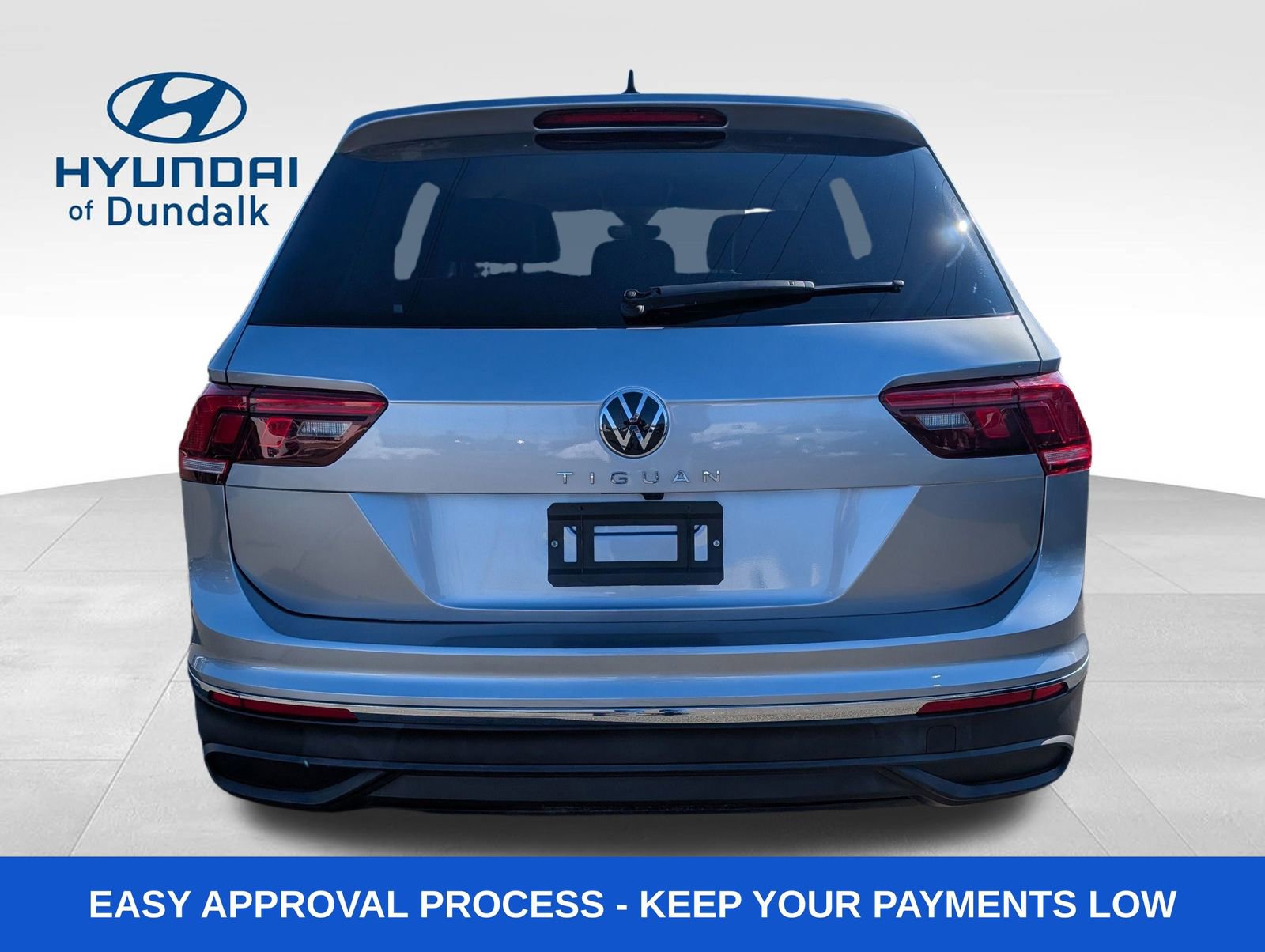 Used 2024 Volkswagen Tiguan SE image 5