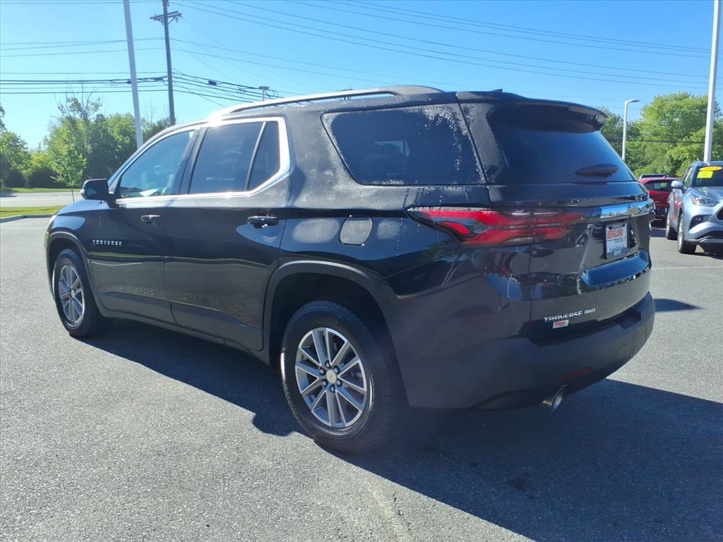 Used 2023 Chevrolet Traverse LT w/ Rear Camera Mirror Package AWD/4WD image 12