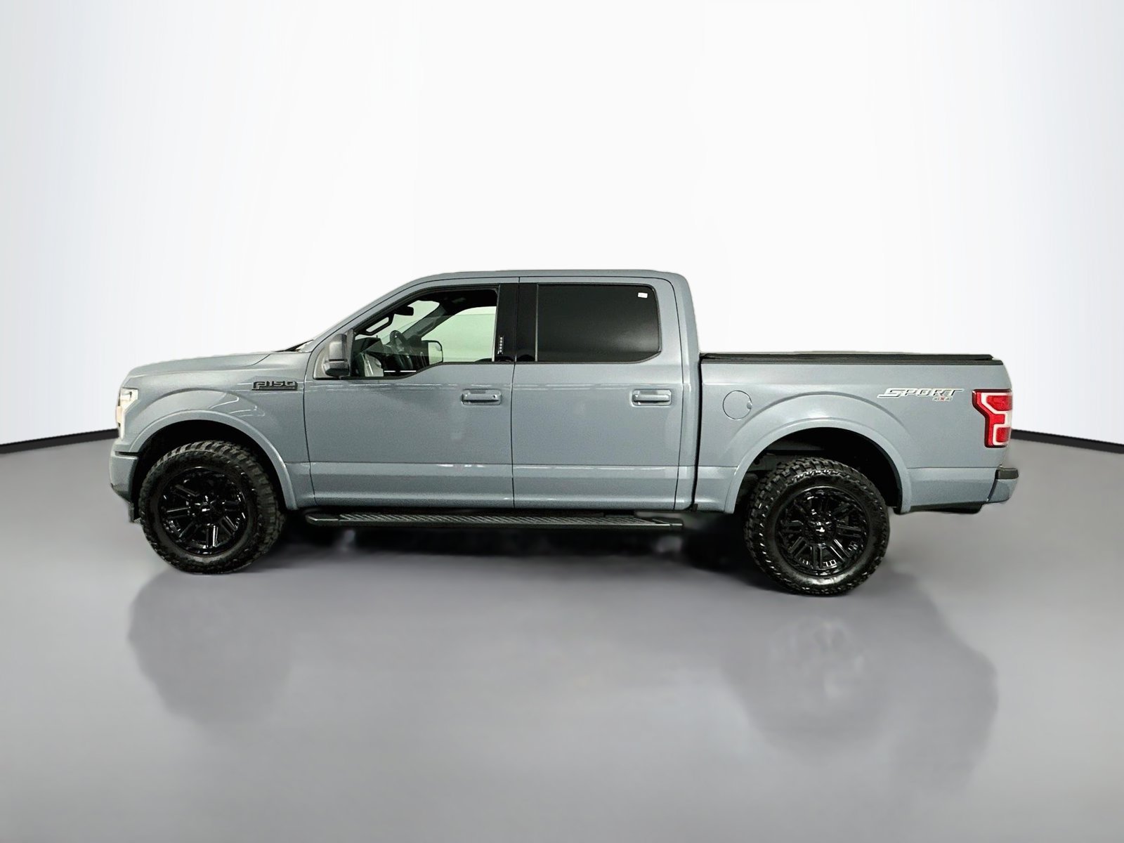 Used 2020 Ford F150 XLT w/ Equipment Group 301A Mid AWD/4WD image 4