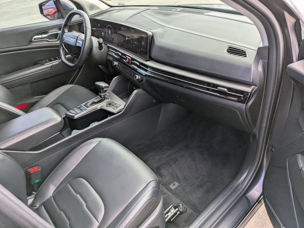 Certified 2026 Kia Sportage SX FWD image 14