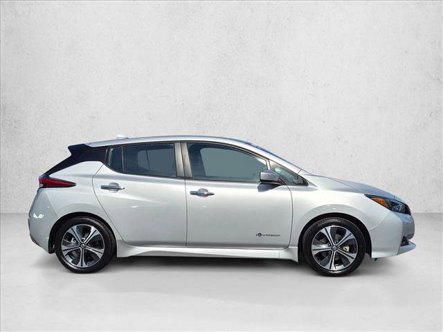 Used 2018 Nissan Leaf SV FWD image 4