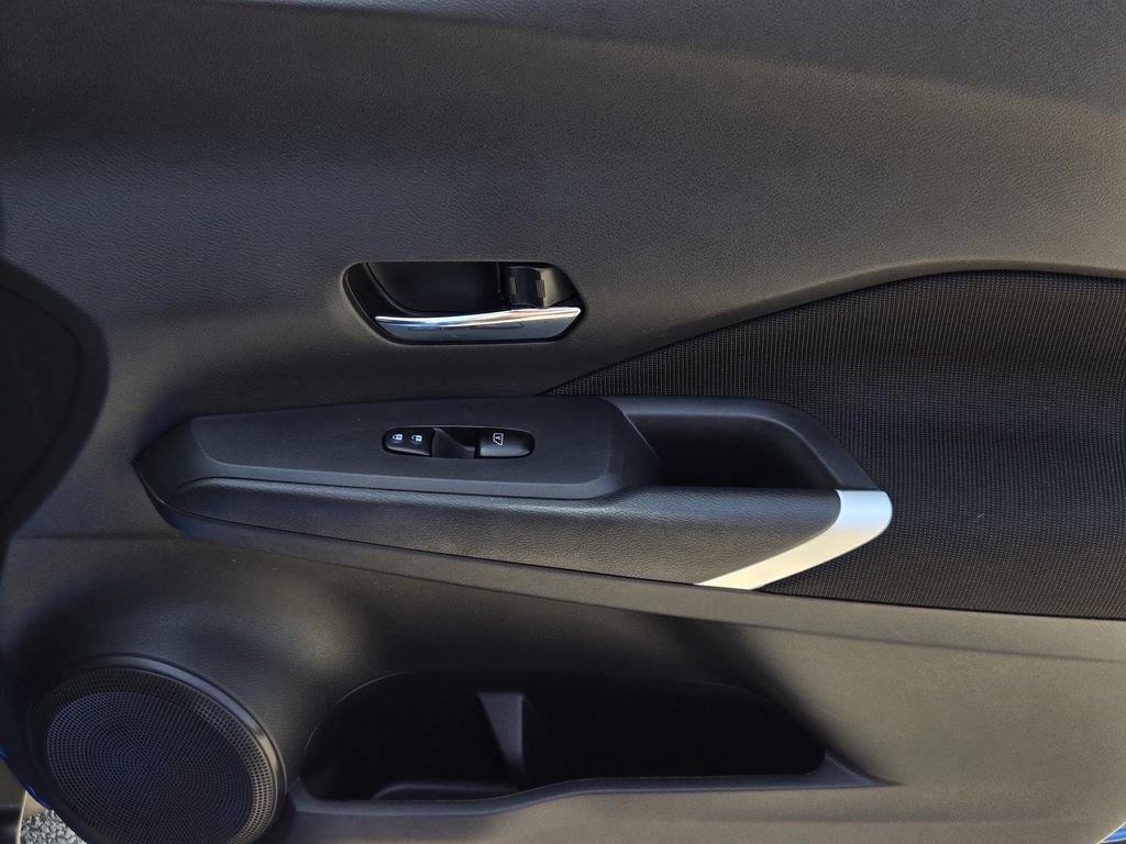 Certified 2024 Nissan Kicks SV FWD image 7