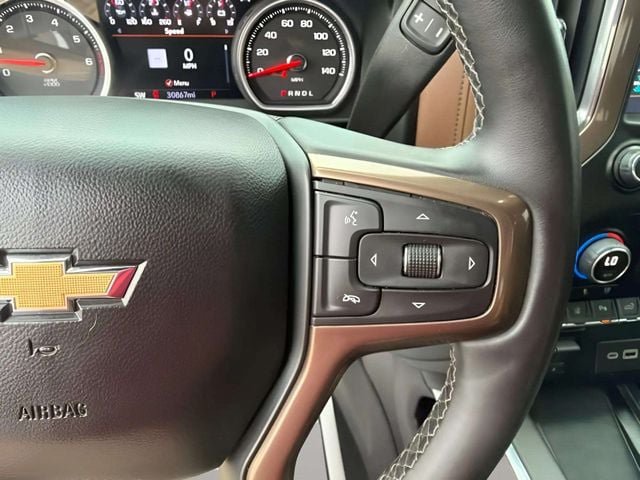 Used 2023 Chevrolet Silverado 2500 High Country AWD/4WD image 24