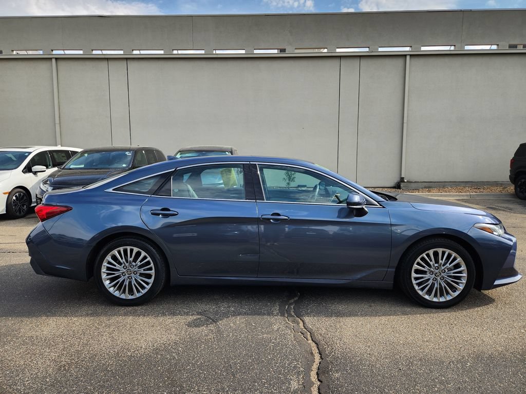 Used 2021 Toyota Avalon Limited w/ Advanced Safety Package AWD/4WD image 4