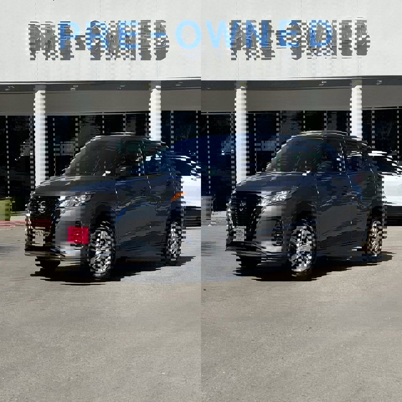 Used 2024 Nissan Kicks S image 2