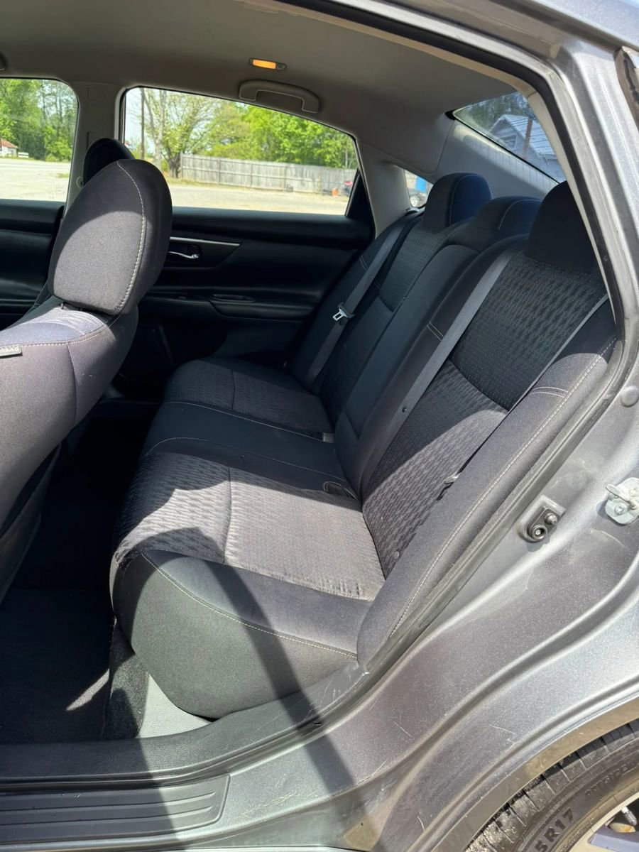 Used 2017 Nissan Altima 2.5 SV image 16