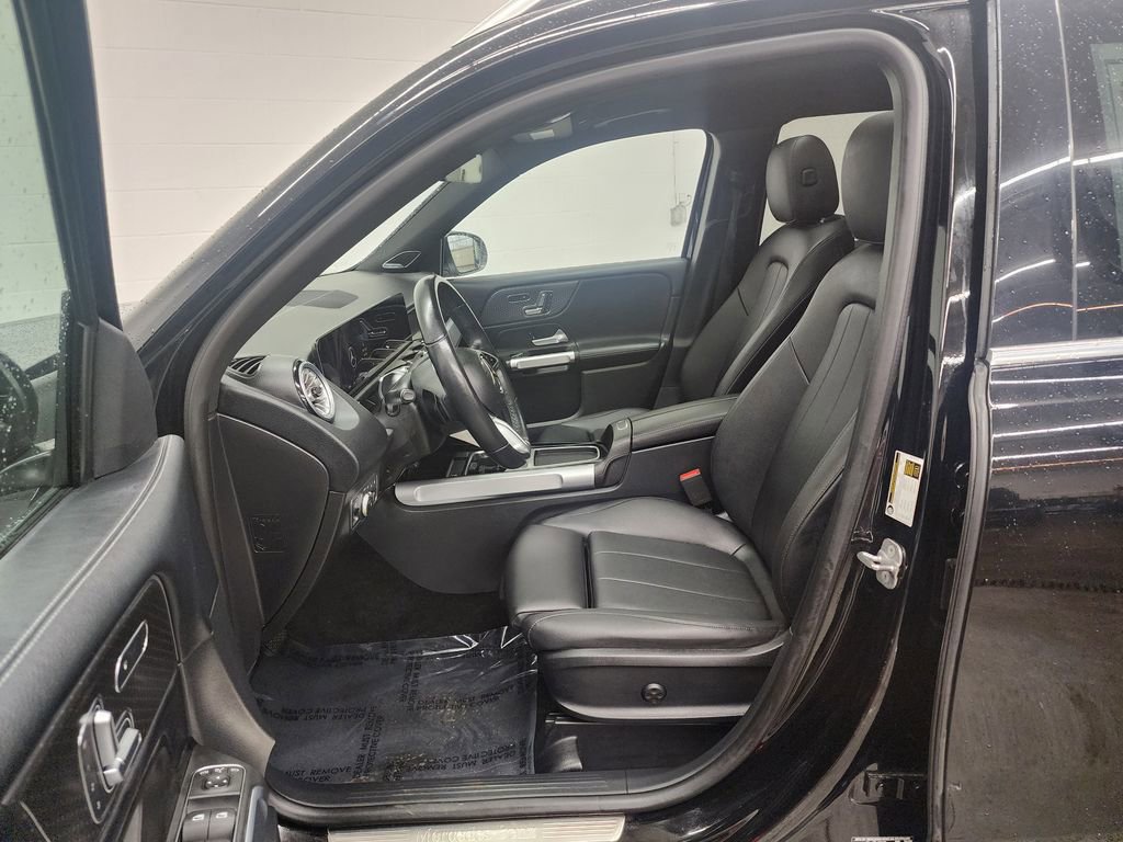 Used 2024 Mercedes-Benz GLB 250 4MATIC image 12