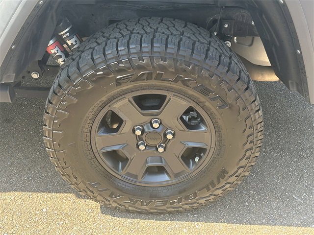 Used 2023 Jeep Gladiator Mojave w/ Trailer Tow Package image 19