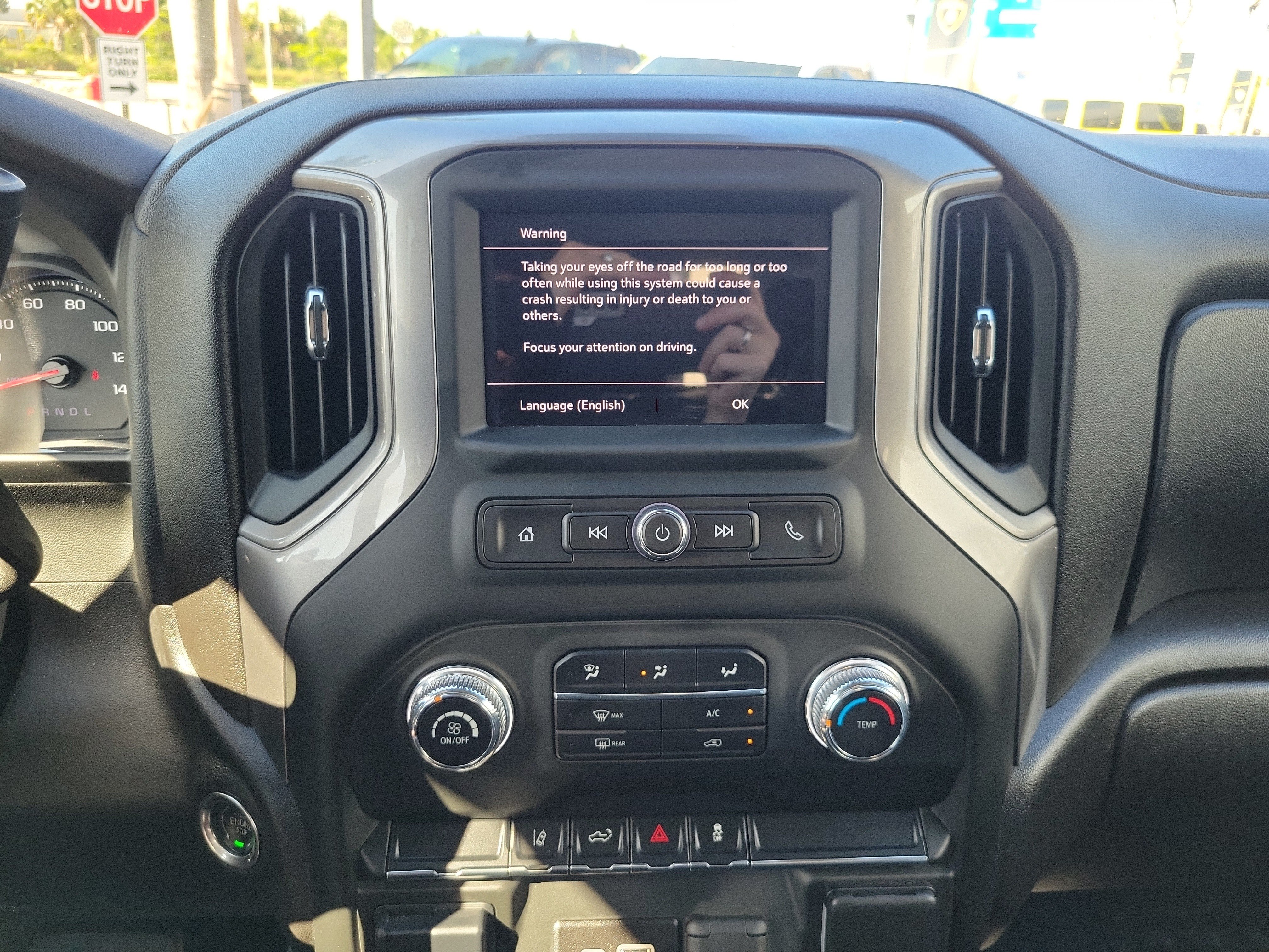 Used 2024 GMC Sierra 2500 Pro w/ Convenience Package AWD/4WD image 19