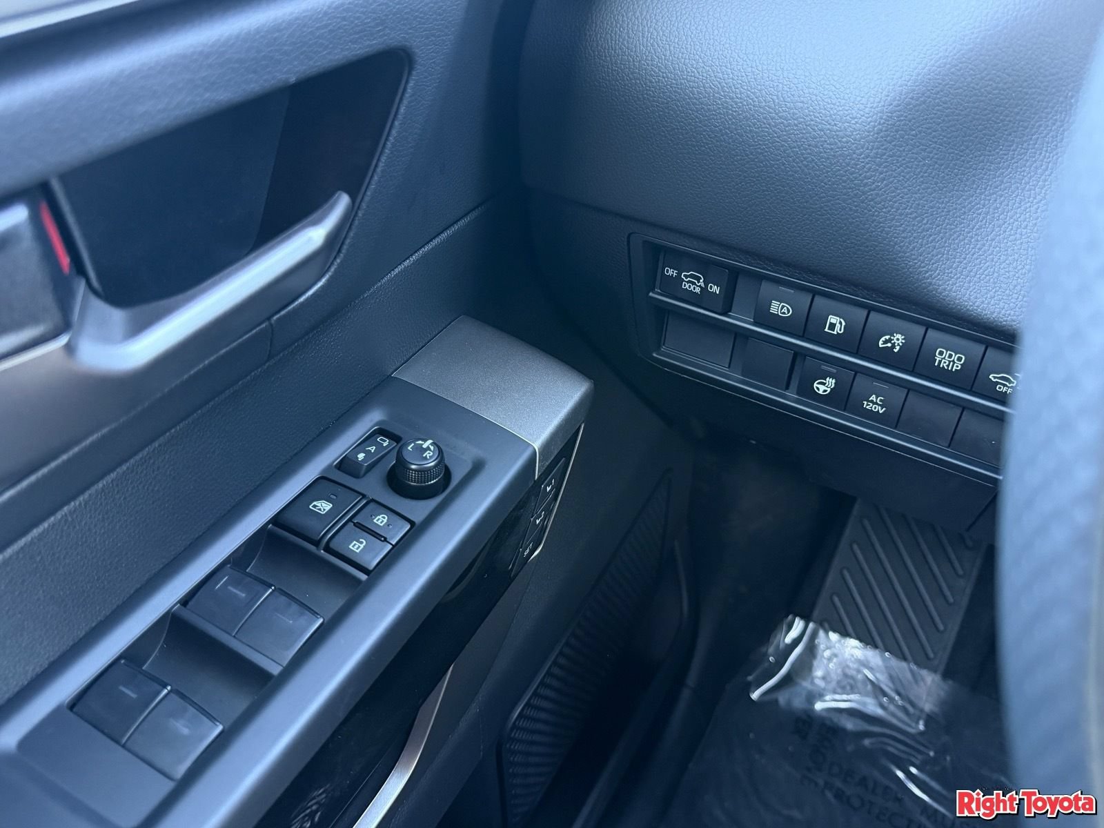 New 2026 Toyota Sequoia Limited AWD/4WD image 21