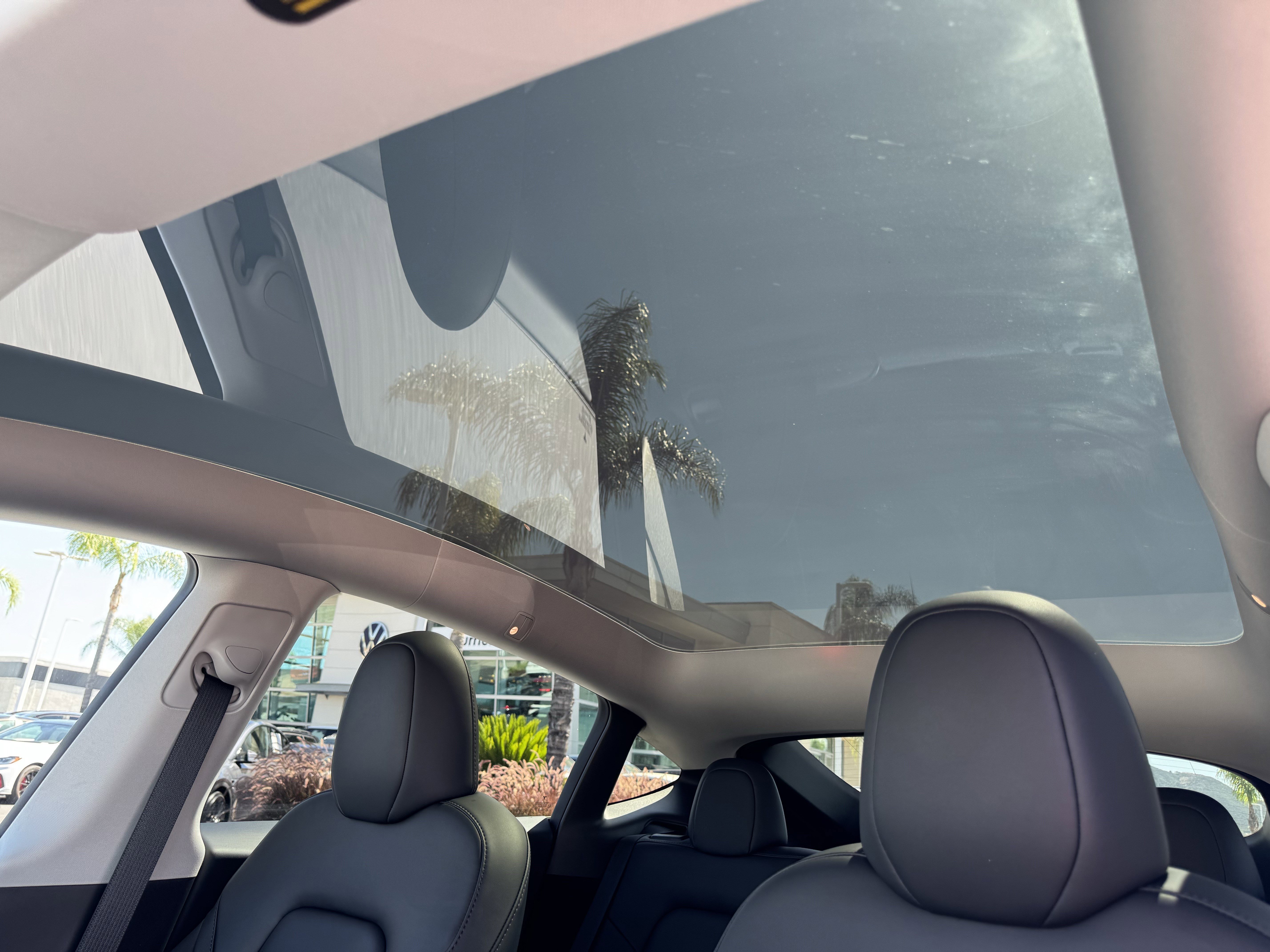 Used 2024 Tesla Model Y Long Range image 29