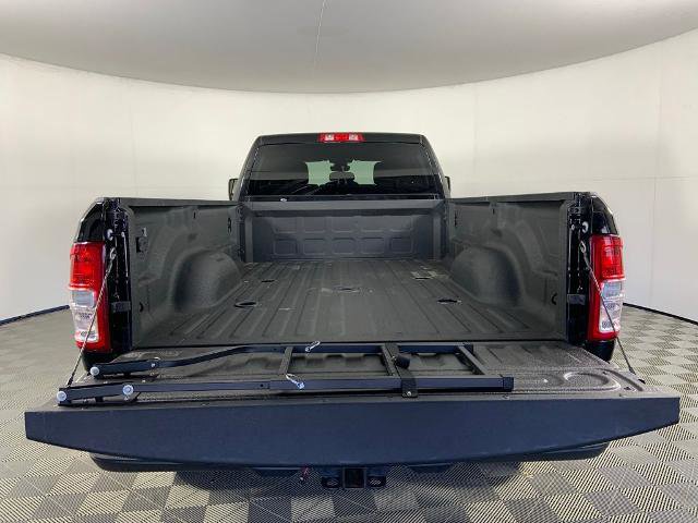 Used 2024 RAM 3500 Big Horn AWD/4WD image 10