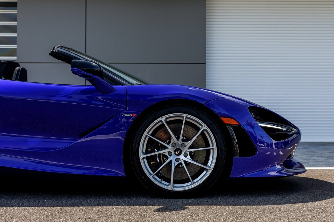 New 2026 McLaren 750S Spider RWD image 34