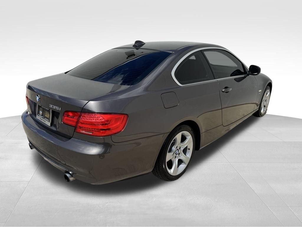 Used 2011 BMW 335i xDrive Coupe AWD/4WD image 5