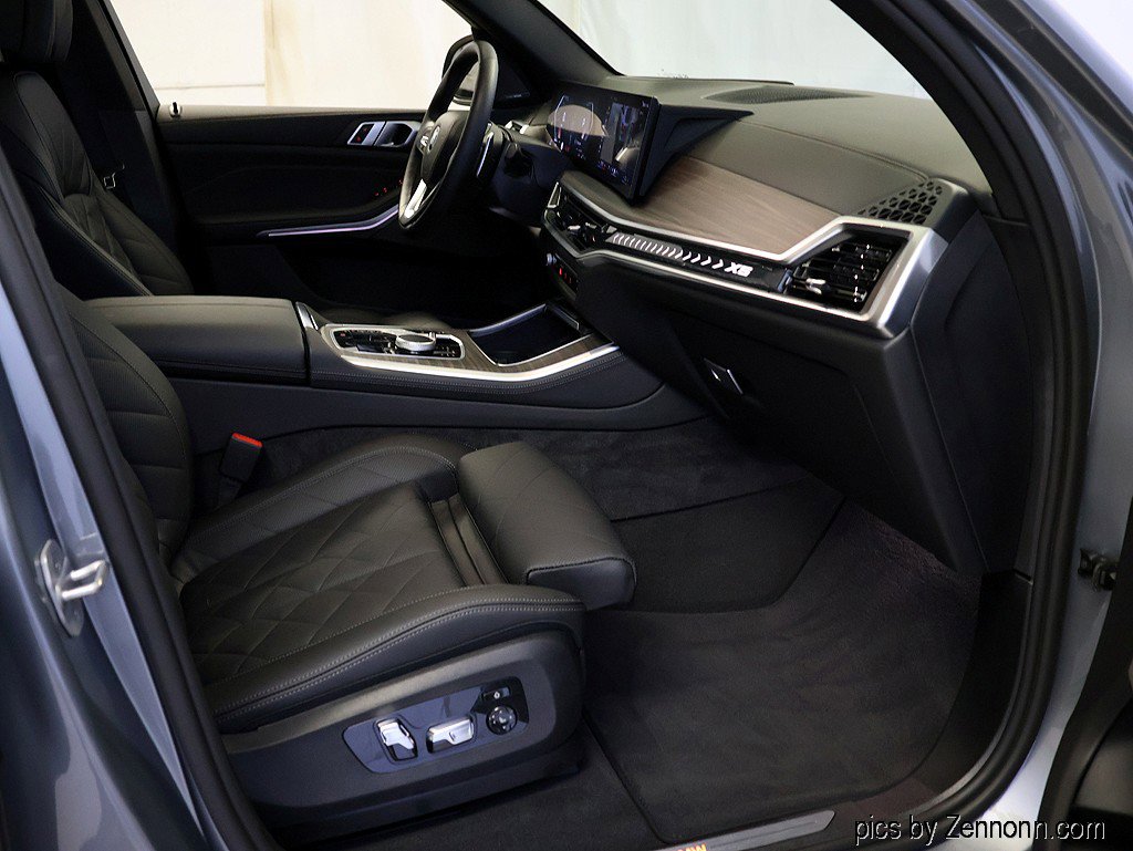 Certified 2025 BMW X5 xDrive40i w/ Premium Package image 37