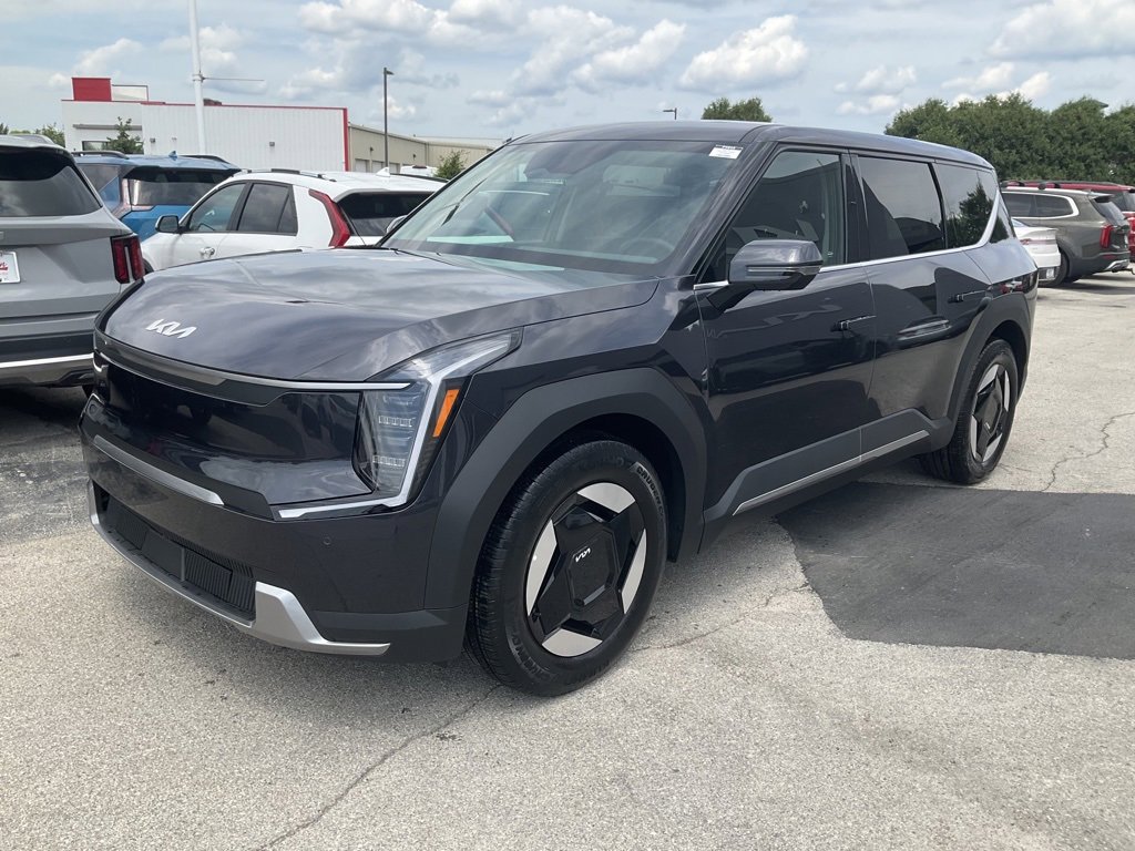 New 2026 Kia EV9 Light image 3