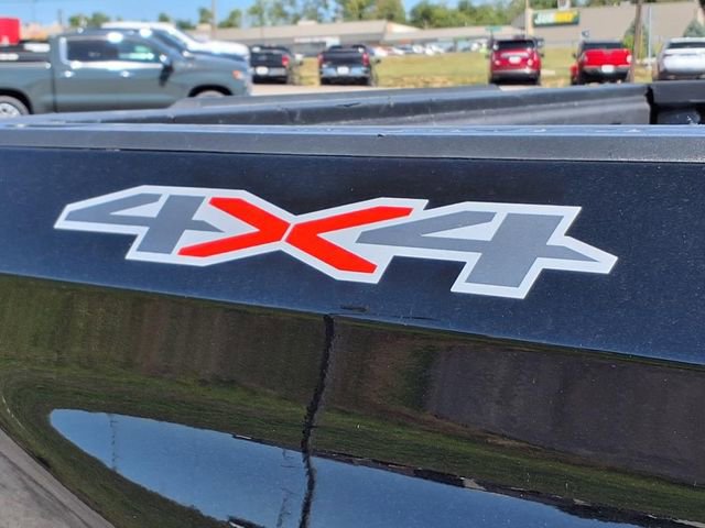 Used 2025 Chevrolet Silverado 1500 LT image 32