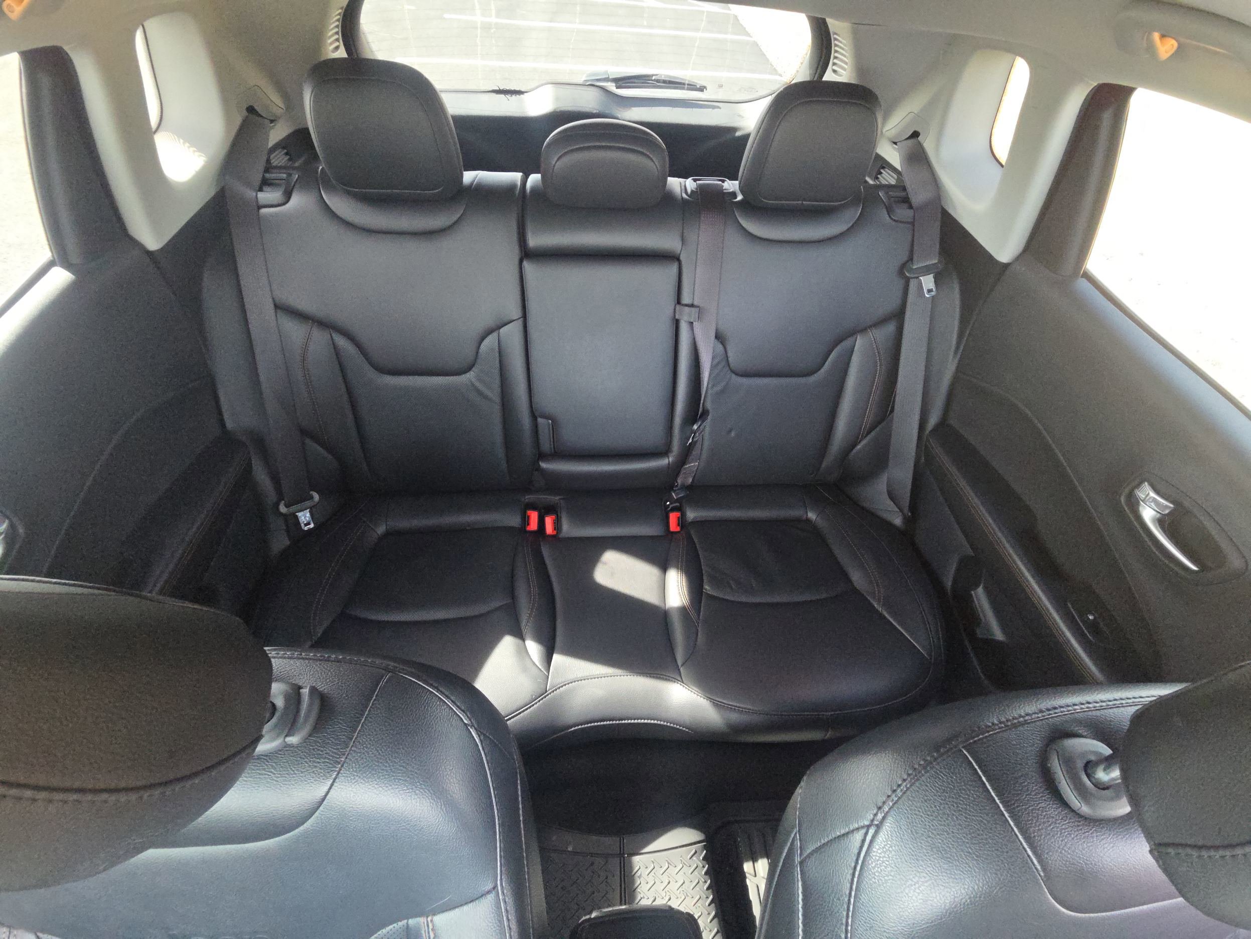 Used 2021 Jeep Compass Limited AWD/4WD image 25