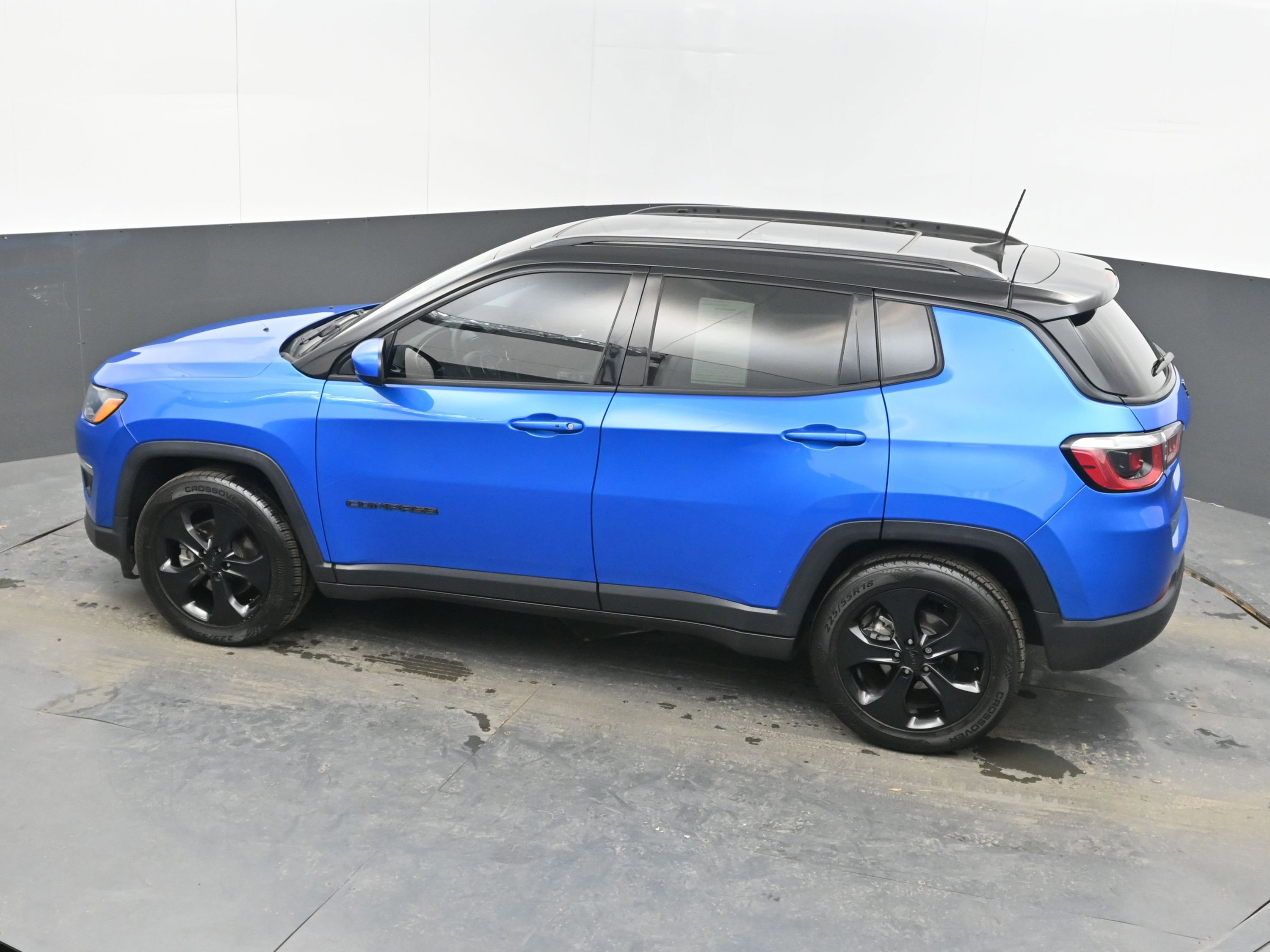 Used 2020 Jeep Compass Latitude image 35