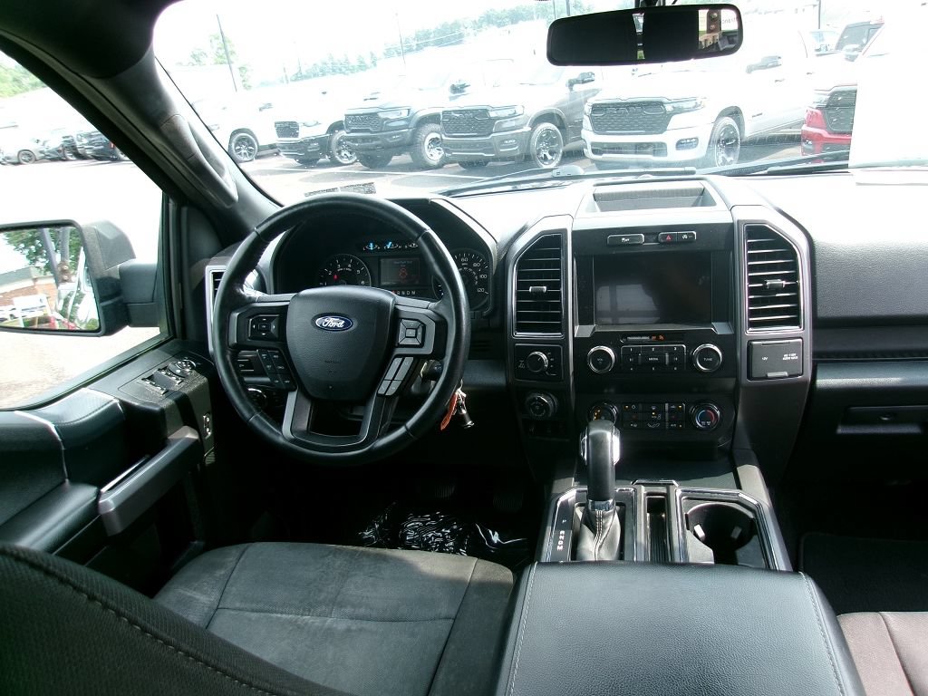 Used 2020 Ford F150 XLT w/ Equipment Group 302A Luxury AWD/4WD image 11