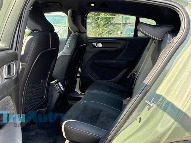 Used 2022 Volvo C40 P8 Recharge Ultimate AWD/4WD image 39