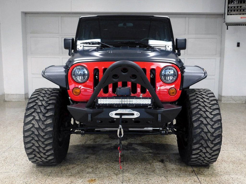 Used 2012 Jeep Wrangler Unlimited Sport image 2