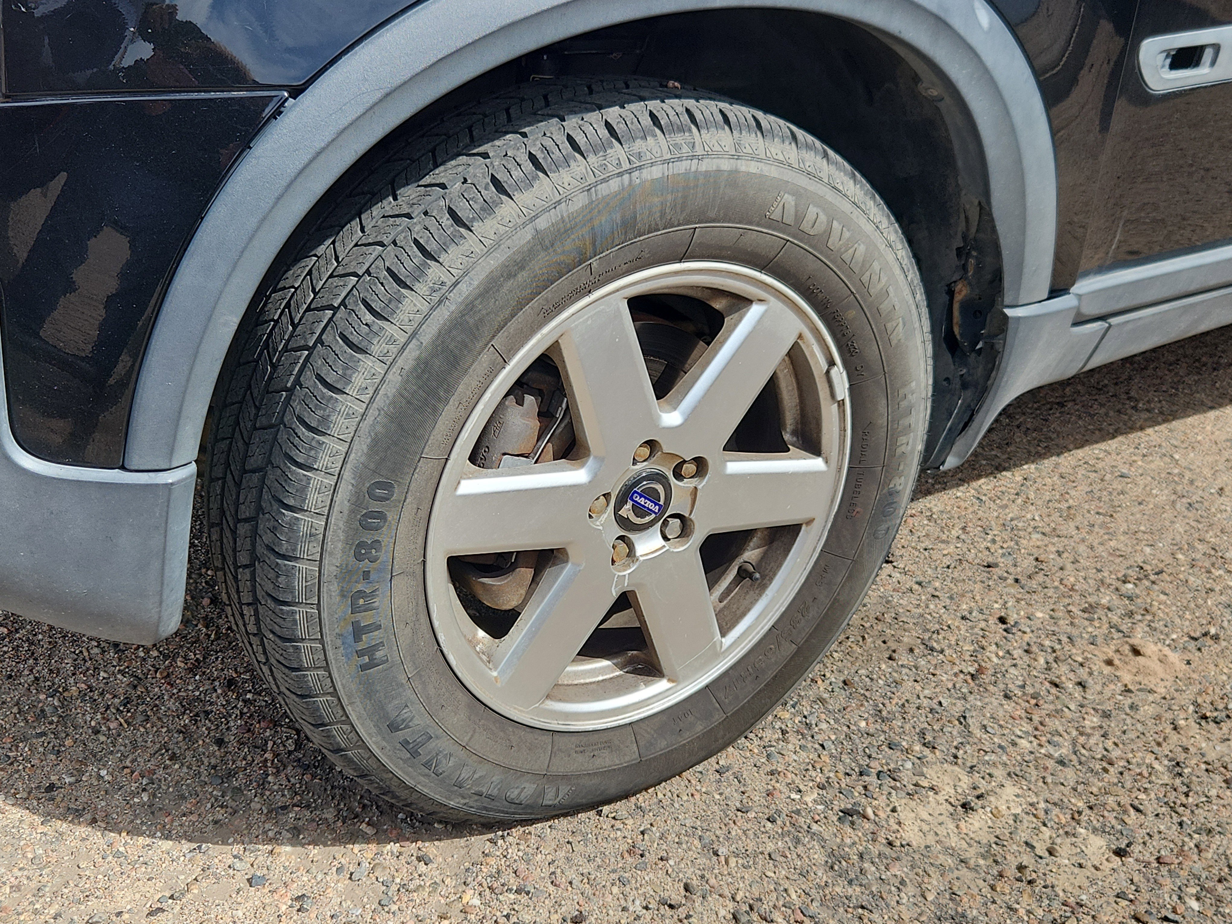 Used 2004 Volvo XC90 2.5T image 7