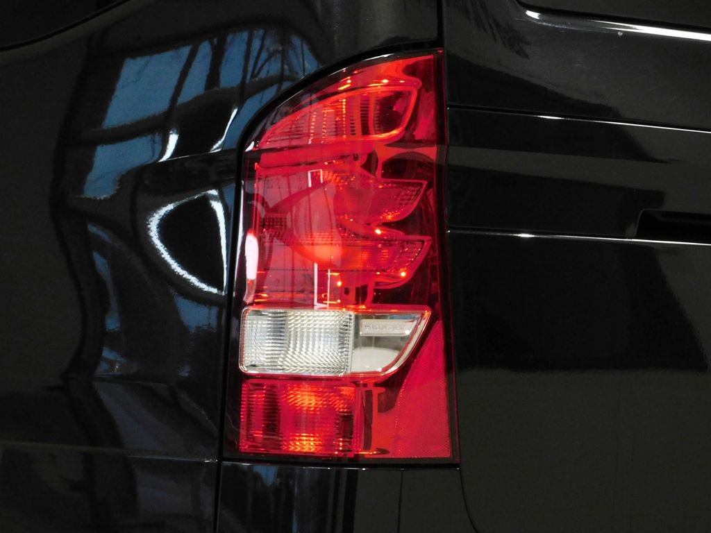 Used 2019 Mercedes-Benz Metris Passenger image 60