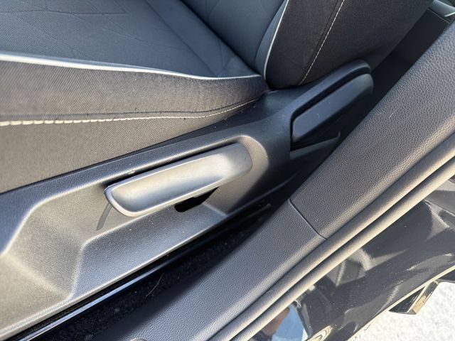 Used 2025 Volkswagen Jetta Sport FWD image 14