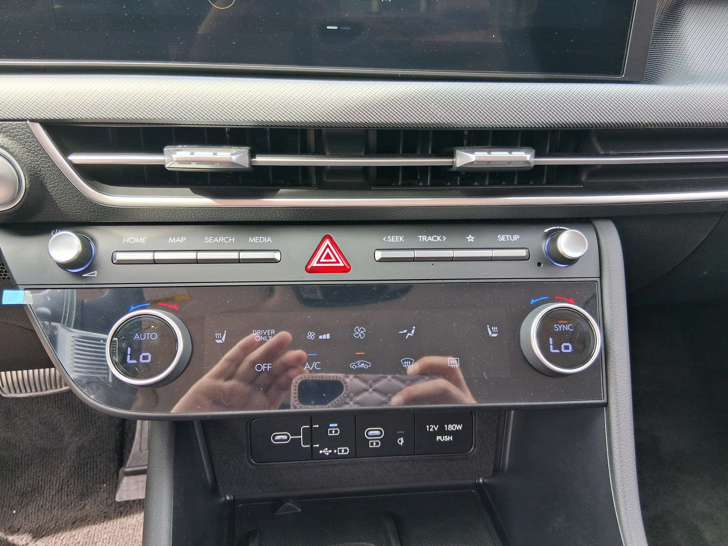 Used 2025 Hyundai Sonata SEL FWD image 44