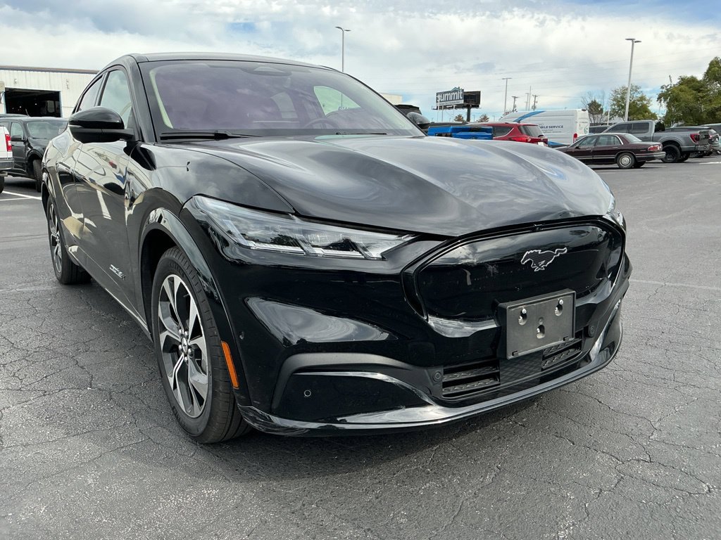 Used 2022 Ford Mustang Mach-E Premium AWD/4WD image 13