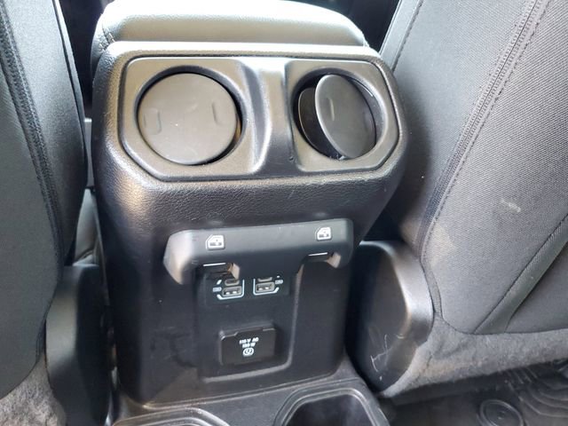 Used 2021 Jeep Wrangler Unlimited Sahara AWD/4WD image 10