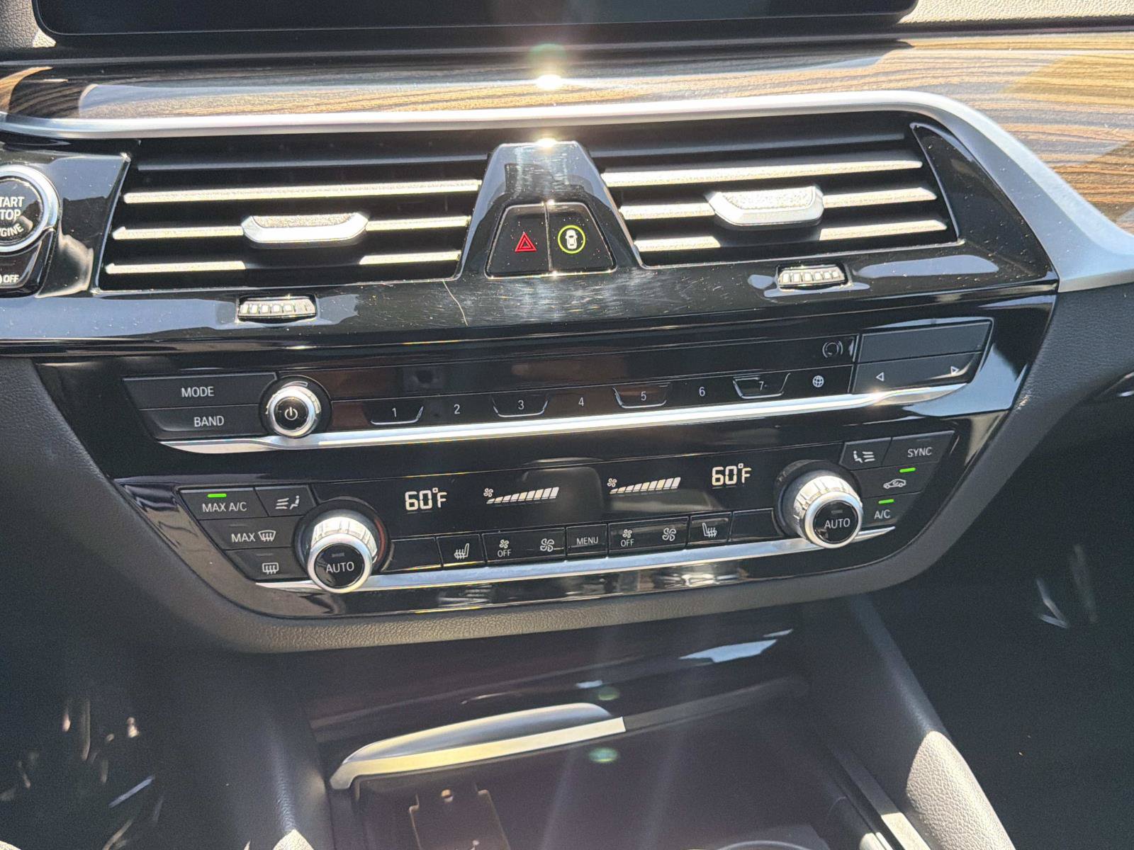 Used 2023 BMW 530i w/ Convenience Package RWD image 19