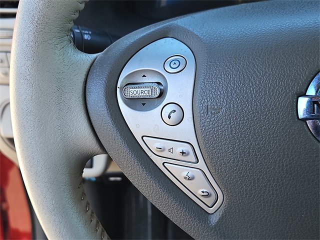 Used 2012 Nissan Leaf SL image 18