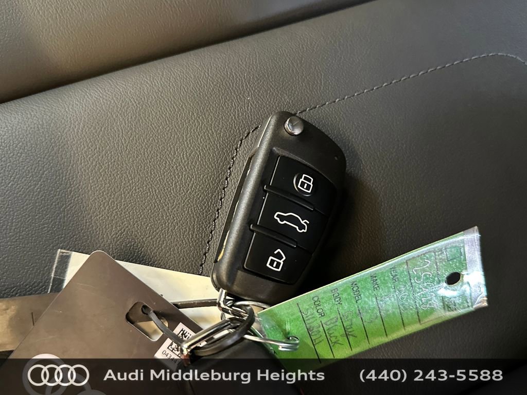 New 2025 Audi Q3 2.0T Premium image 31