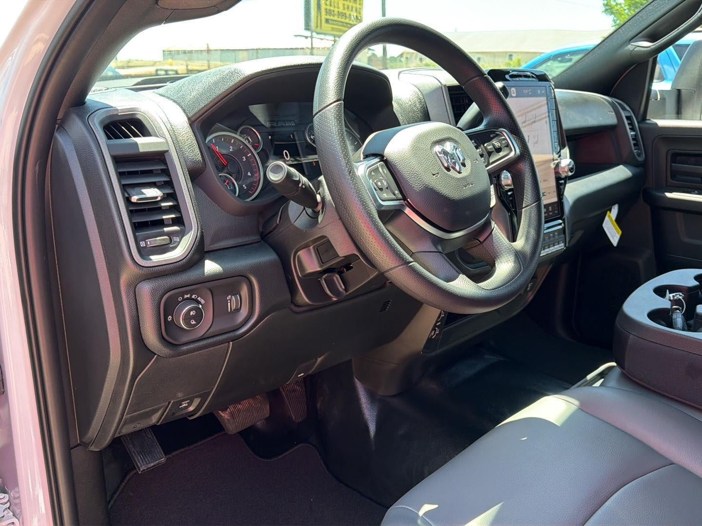 New 2026 RAM 3500 Tradesman AWD/4WD image 17
