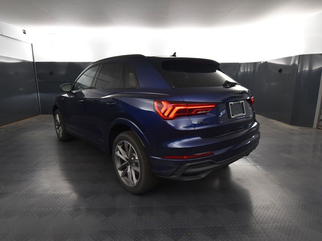 New 2025 Audi Q3 2.0T Premium image 3