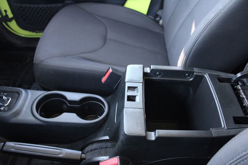 Used 2017 Jeep Wrangler Unlimited Sport w/ LED Lighting Group image 35