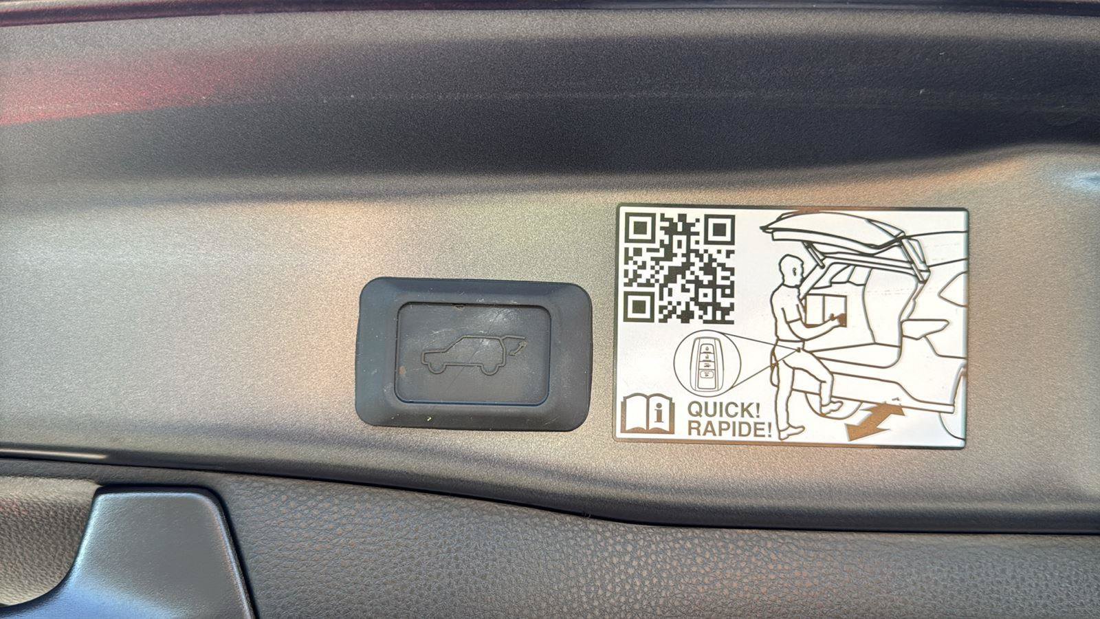 Used 2025 Toyota RAV4 Limited w/ Advanced Technology Package FWD image 34