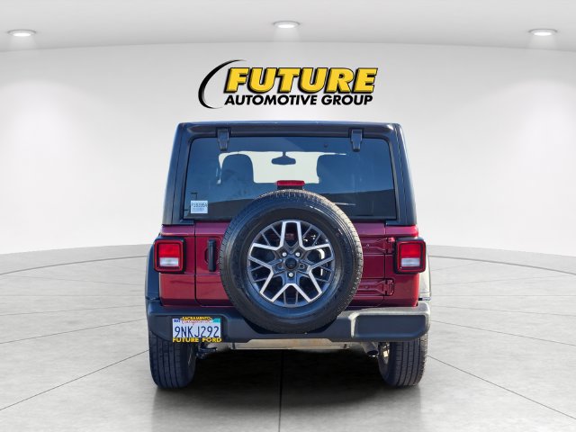Used 2022 Jeep Wrangler Unlimited Sport AWD/4WD image 5